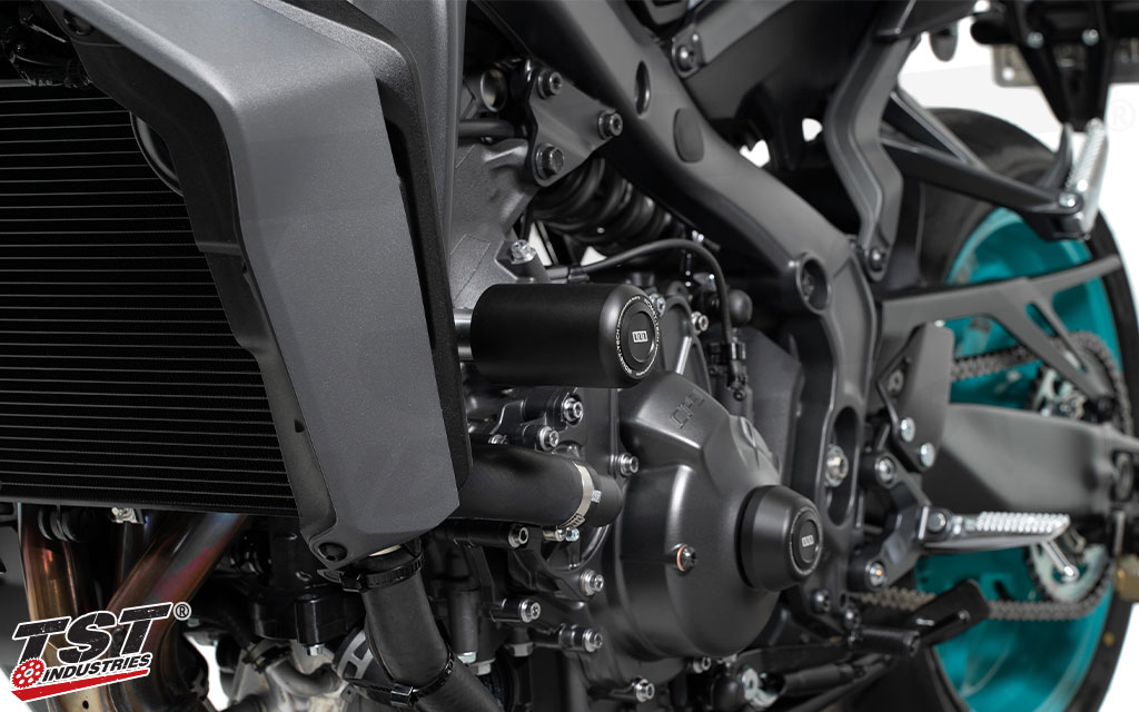 Gain protection on both sides of your MT-09 with the Womet-Tech frame Slider Kit.